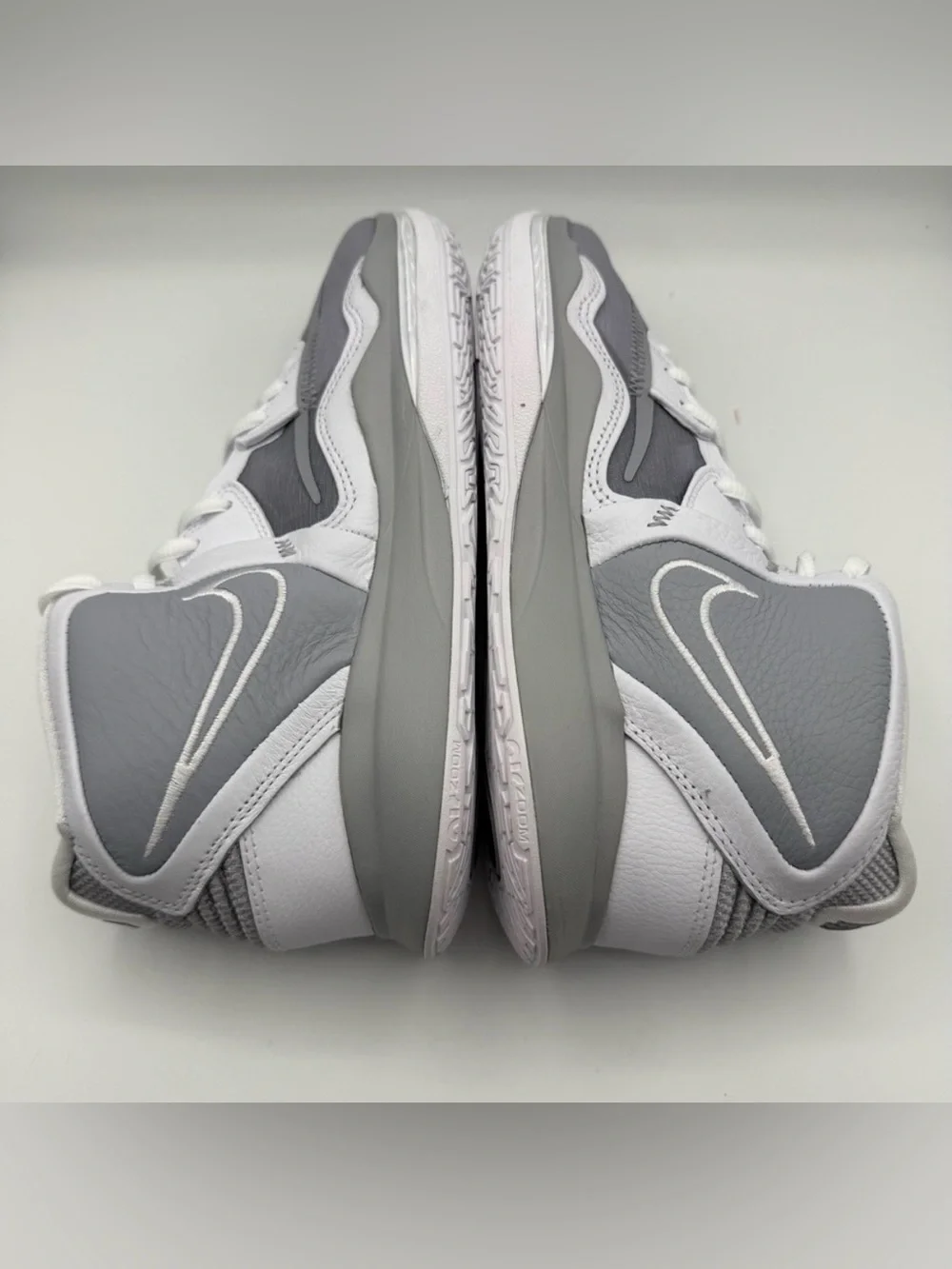 Nike Kyrie Infinity TB Mid Wolf Grey DO9616-001 Men’s 8.5 Basketball Shoes NEW